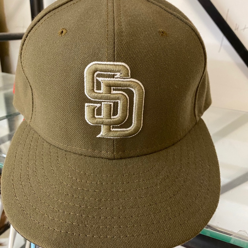 San Diego Padres MLB New Era fitted hat